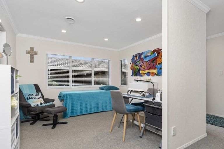 Photo of property in 6 Palm Court, Mount Maunganui, 3116