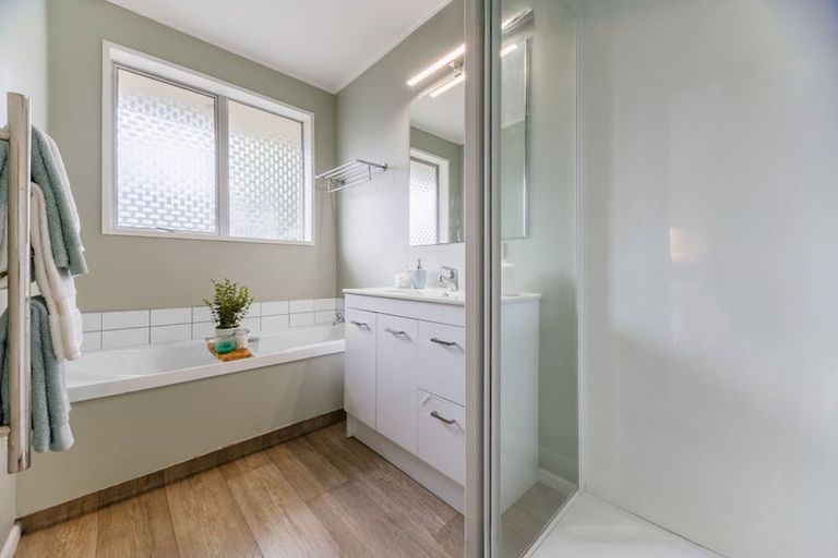 Photo of property in 89a Ngaio Road, Waikanae, 5036