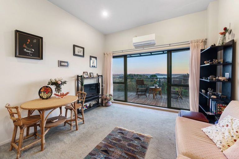 Photo of property in Mokoia Ridge, 1g/68 Mokoia Road, Birkenhead, Auckland, 0626