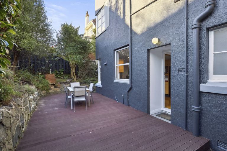 Photo of property in 4 Lawson Street, Roslyn, Dunedin, 9011