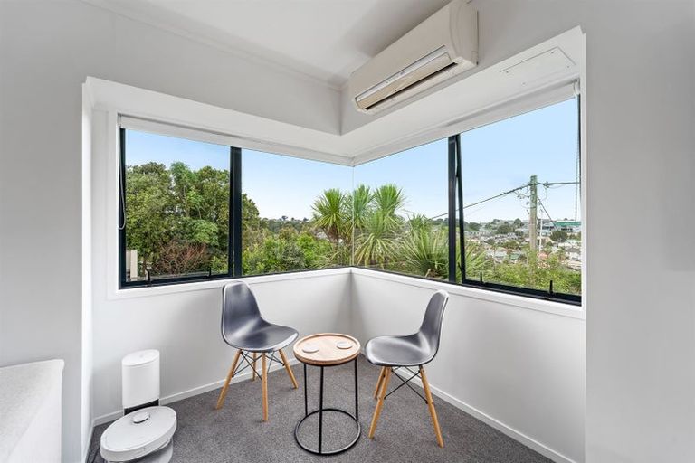 Photo of property in 44 Penton Road, Stanmore Bay, Whangaparaoa, 0932