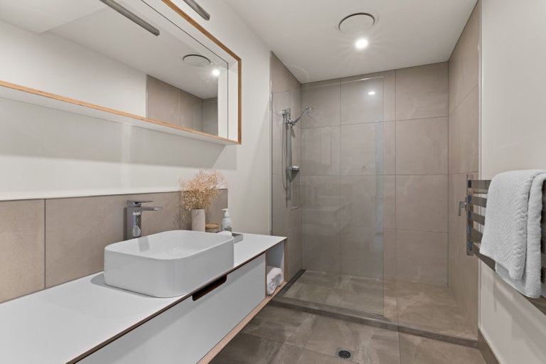 Photo of property in 190d Charles Street, Westshore, Napier, 4110