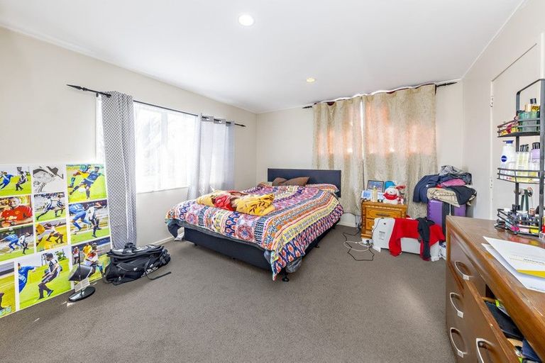 Photo of property in 2 Miles Avenue, Papatoetoe, Auckland, 2025