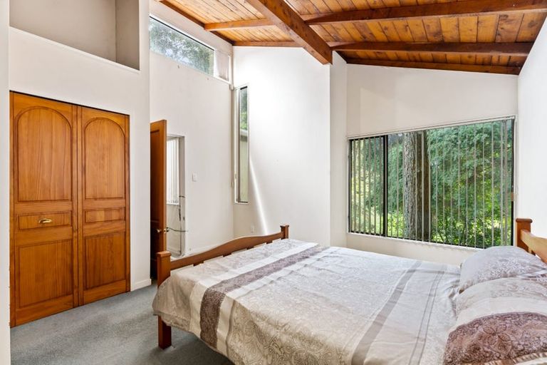 Photo of property in 37 Eugenia Rise, Totara Heights, Auckland, 2105