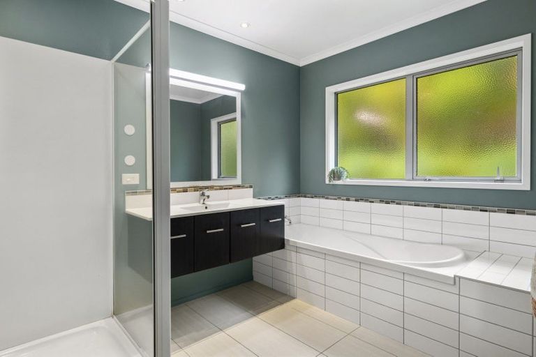 Photo of property in 9 Jason Place, Pyes Pa, Tauranga, 3112