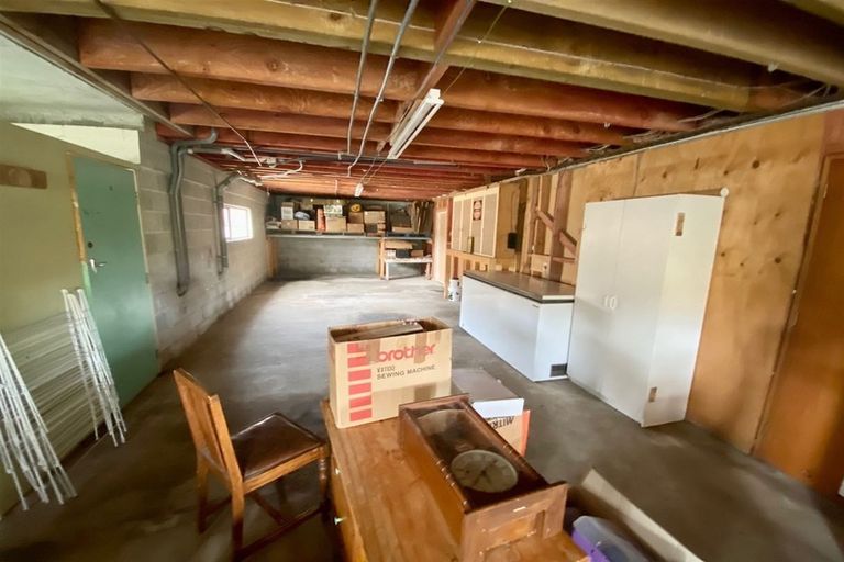 Photo of property in 14 Cambridge Street, Balclutha, 9230