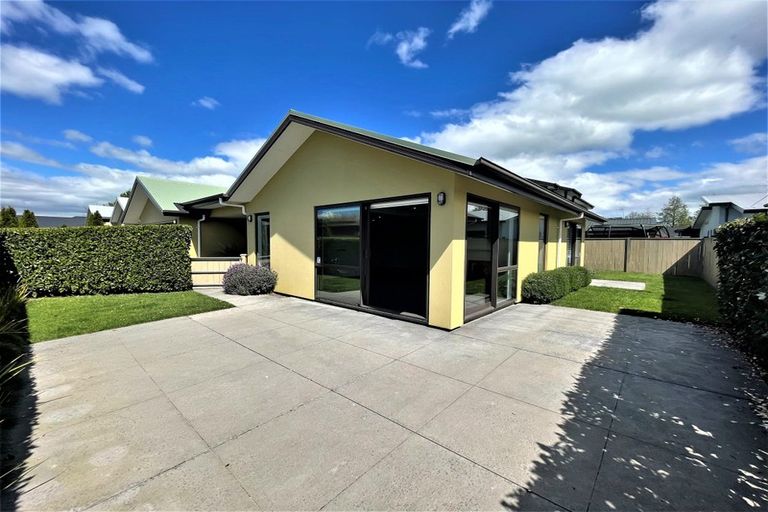 Photo of property in 6a Birchwood Close, Prebbleton, 7604