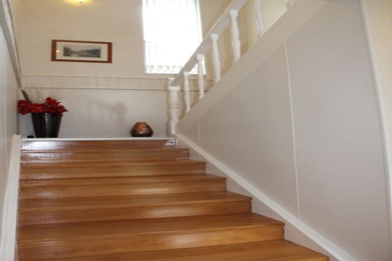 Photo of property in 28 Pompolona Street, Te Anau, 9600