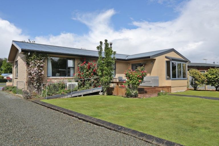 Photo of property in 48 Arthur Street, Winton, 9720