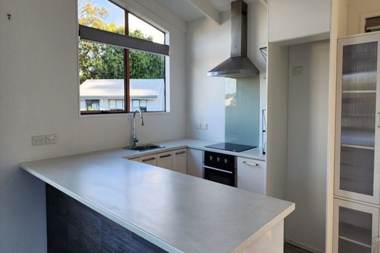 Photo of property in 22 Everard Avenue, Army Bay, Whangaparaoa, 0930