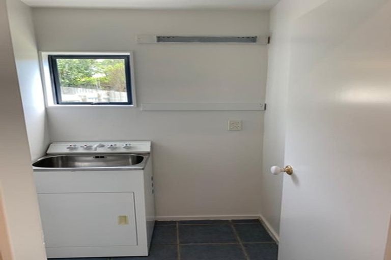 Photo of property in 9 Marjory Close, Broadmeadows, Wellington, 6035