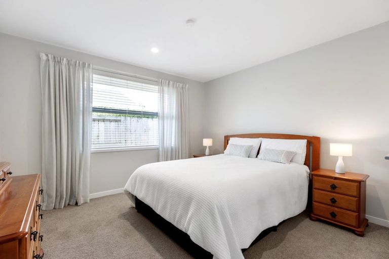 Photo of property in 142 Puhirake Crescent, Pyes Pa, Tauranga, 3112