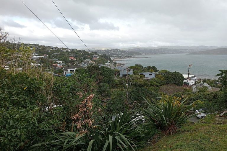 Photo of property in 10 Ogilvy Terrace, Plimmerton, Porirua, 5026