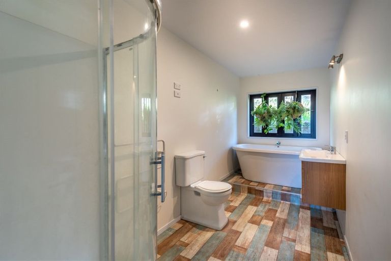 Photo of property in 2 Ticehurst Terrace, Lyttelton, 8082