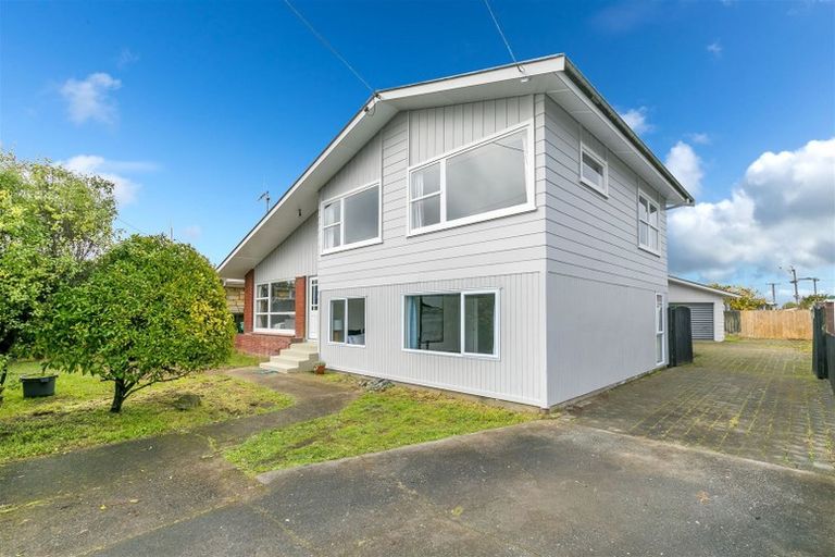 Photo of property in 45 Cecil Street, St Andrews, Hamilton, 3200