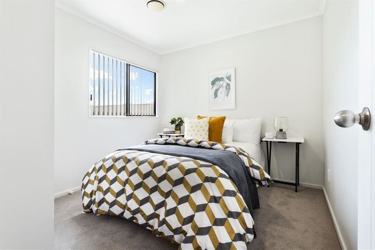 Photo of property in 6 Pyrite Street, Westgate, Auckland, 0614