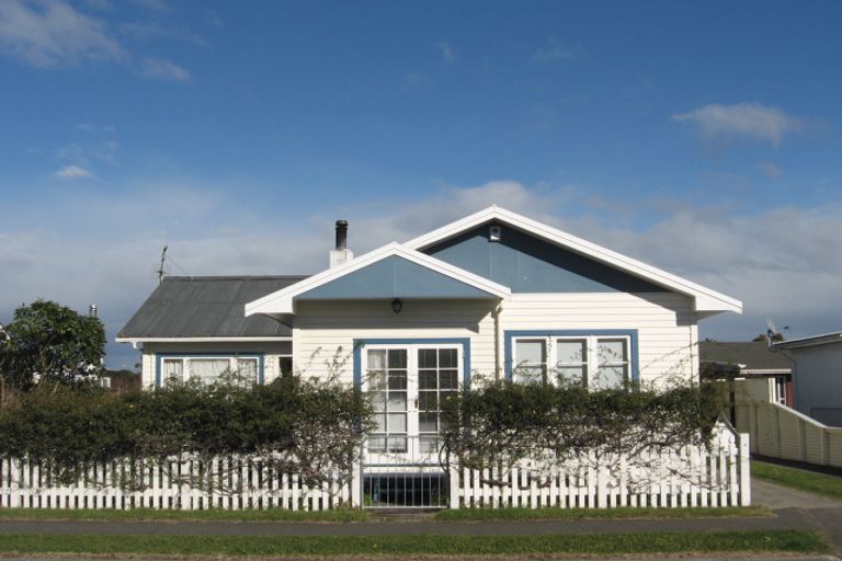 Photo of property in 4 Alpers Terrace, Marewa, Napier, 4110