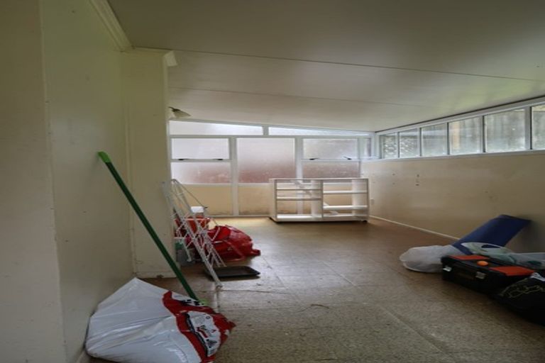 Photo of property in 9 Holland Street, Wainuiomata, Lower Hutt, 5014