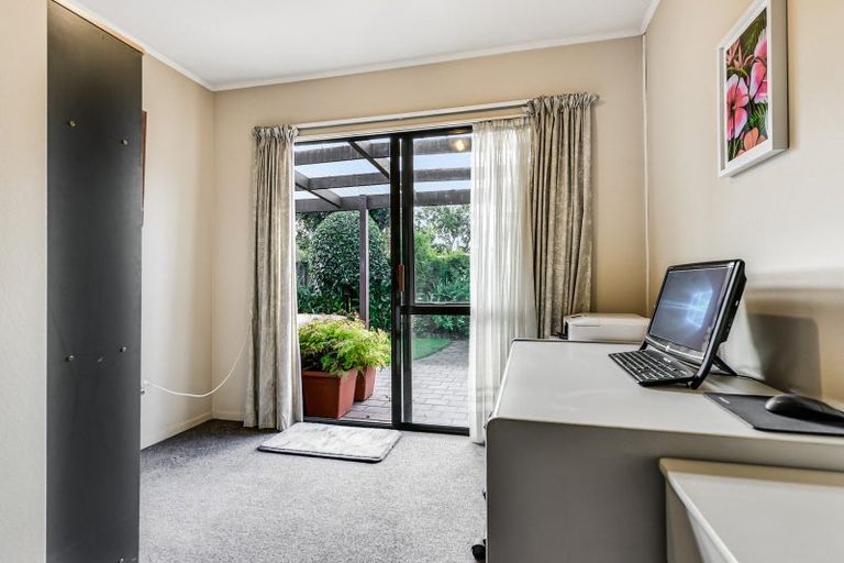 Photo of property in 6 Willowfield Place, Pukete, Hamilton, 3200