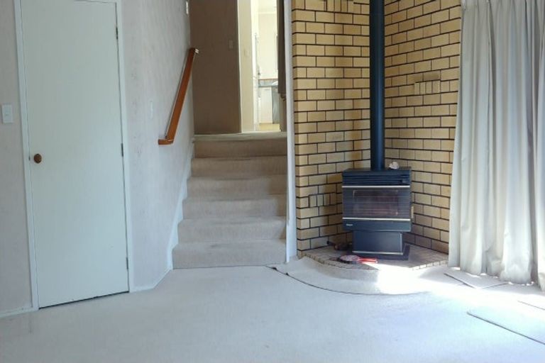 Photo of property in 179 Chelsea View Drive, Chatswood, Auckland, 0626