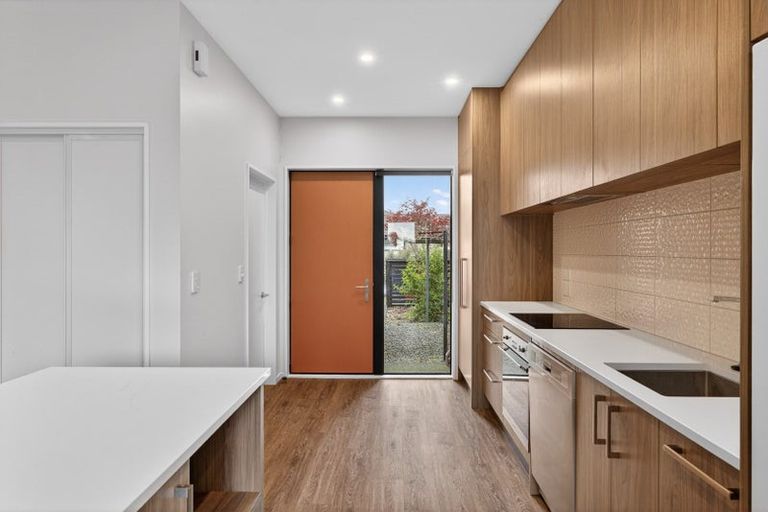 Photo of property in 10 Packard Crescent, Halswell, Christchurch, 8025