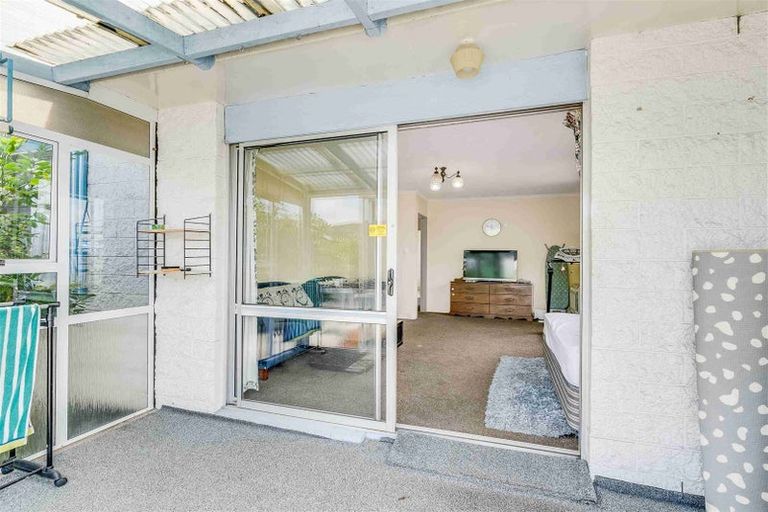 Photo of property in 1/136 Wainoni Road, Avondale, Christchurch, 8061