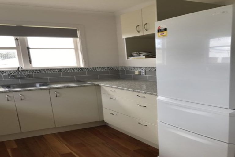 Photo of property in 77a Wai-iti Crescent, Woburn, Lower Hutt, 5010