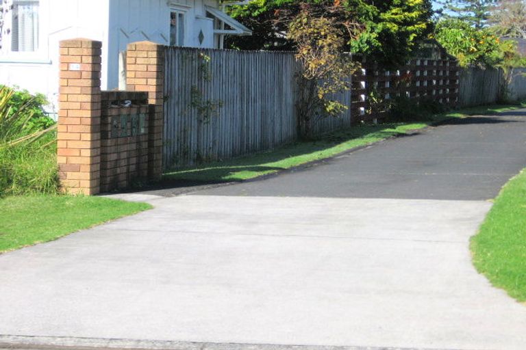 Photo of property in 14b Weiti Road, Orewa, 0931