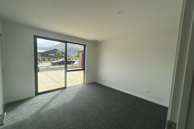 Photo of property in 34 Howden Drive, Jacks Point, 9371