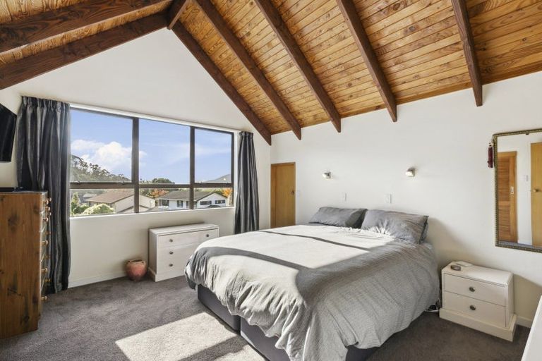 Photo of property in 34 Peterhouse Street, Tawa, Wellington, 5028