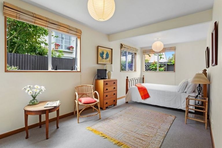 Photo of property in 2/38 Dover Street, St Albans, Christchurch, 8014