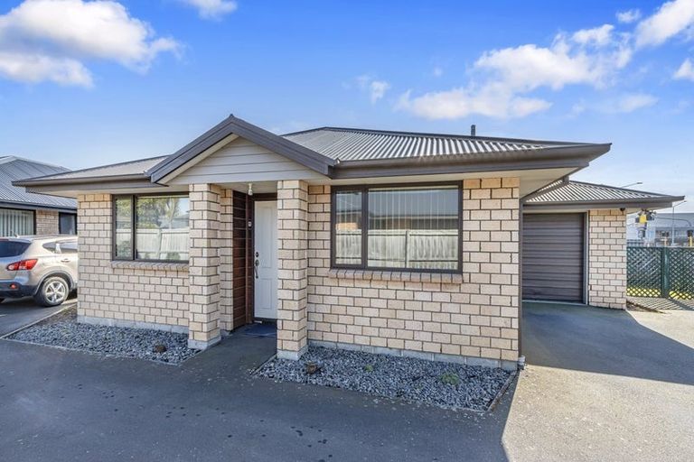 Photo of property in 1/219 Aldwins Road, Phillipstown, Christchurch, 8062