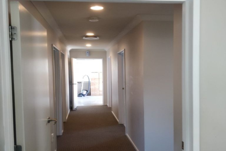 Photo of property in 102a Pah Road, Papatoetoe, Auckland, 2025