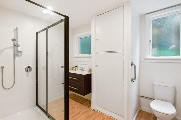 Photo of property in 93 Wellington Road, Paekakariki, 5034