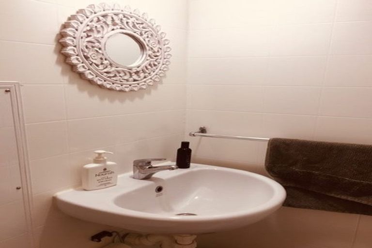 Photo of property in 12b Couldry Street, Eden Terrace, Auckland, 1021