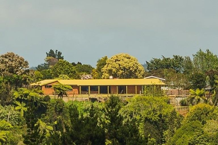 Photo of property in 21a Waiwera Place, Merrilands, New Plymouth, 4312