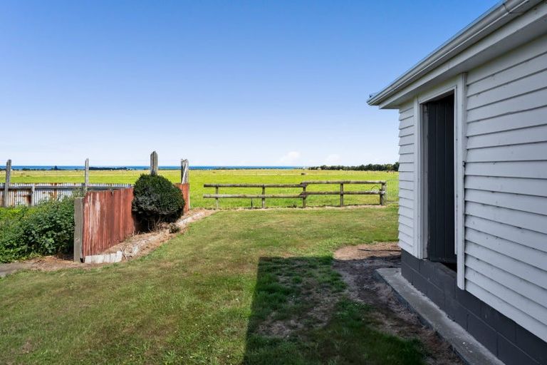 Photo of property in 4923 South Road, Opunake, 4681