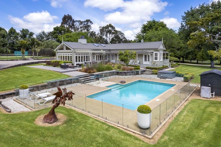 Photo of property in 316 Monument Road, Clevedon, Papakura, 2582