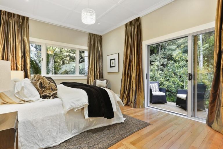 Photo of property in 783 Scenic Drive, Henderson Valley, Auckland, 0612