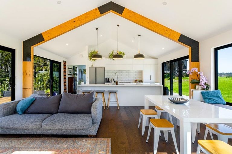 Photo of property in 42a Upland Road, Huia, Auckland, 0604