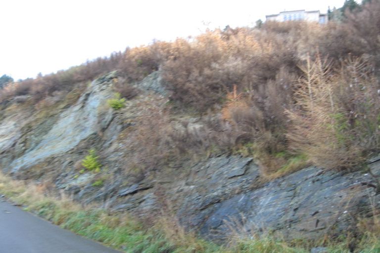 Photo of property in 4 Conifer Lane, Queenstown, 9300