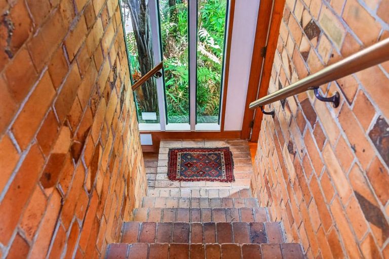 Photo of property in 7-9 Lake View Road, Takapuna, Auckland, 0622