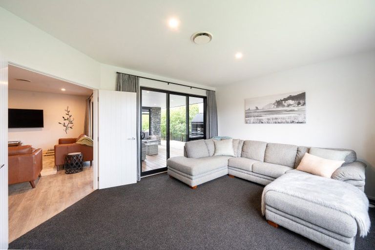 Photo of property in 131 Arataki Road, Havelock North, 4130