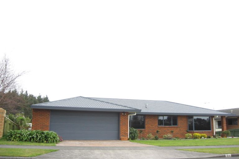 Photo of property in 68 Wairau Road, Oakura, 4314