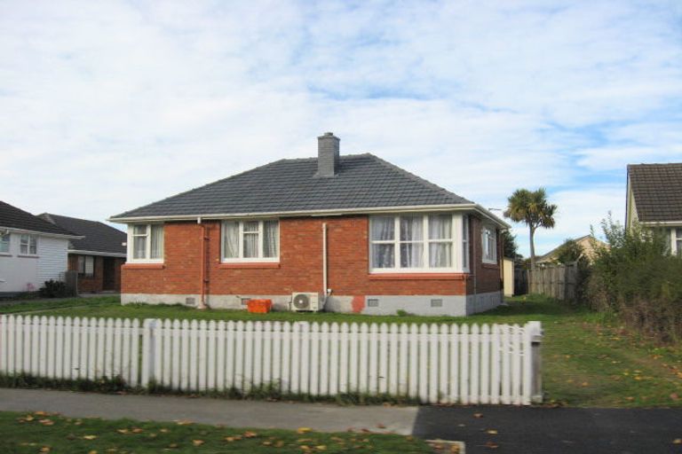 Photo of property in 14 Vicki Street, Sockburn, Christchurch, 8042