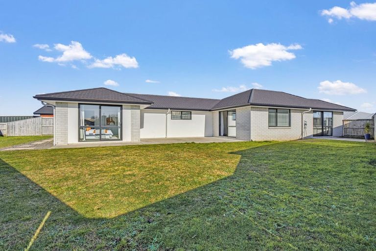 Photo of property in 52 Te Wharo Drive, Papamoa, 3118