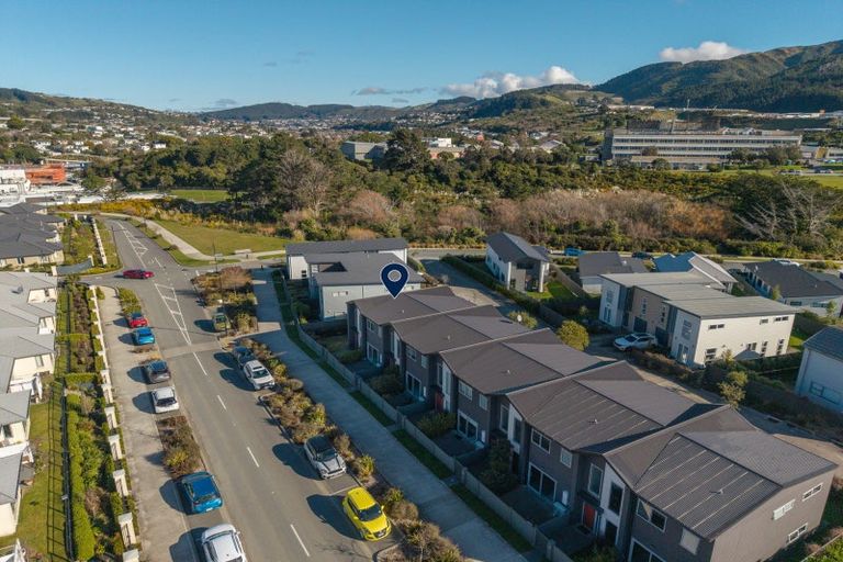 Photo of property in 34 Bluff Road, Kenepuru, Porirua, 5022