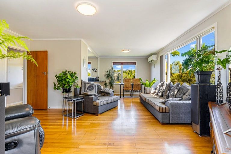Photo of property in 21 Salem Place, Torbay, Auckland, 0630