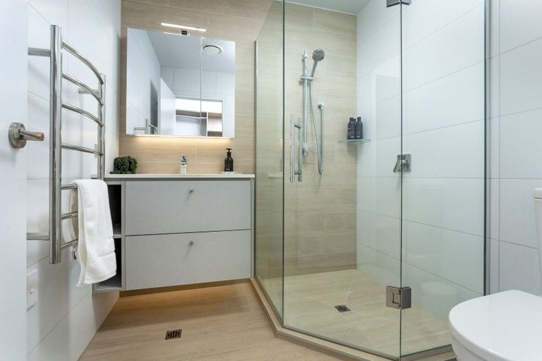 Photo of property in The Victor, 403/4 Bute Road, Browns Bay, Auckland, 0630