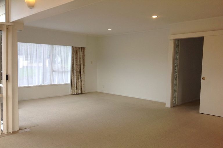 Photo of property in 1/16 Seaview Road, Milford, Auckland, 0620